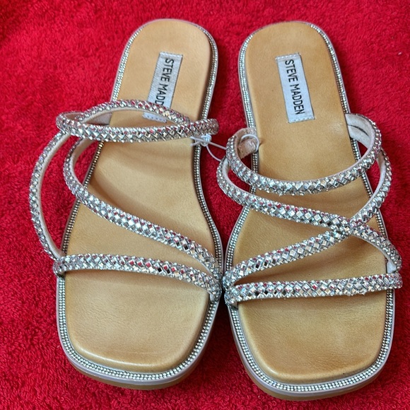 Steve Madden Women’s Size 7 Sandals Slip On Silver Rhinestones Bling - NWOT - Picture 4 of 7